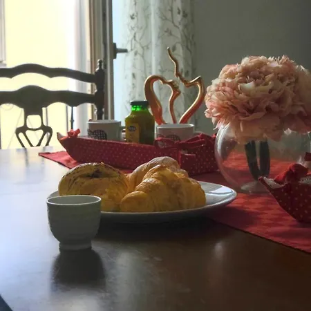 'a Vucchella Oda ve Kahvaltı Napoli