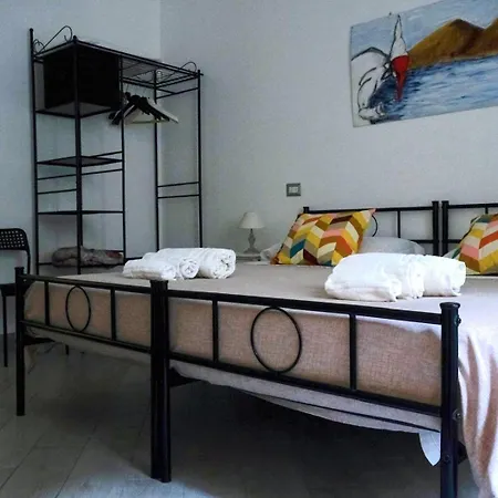 'a Vucchella Oda ve Kahvaltı Napoli