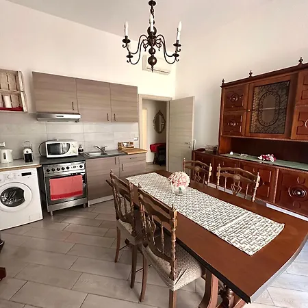 'a Vucchella 3* Napoli