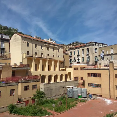 'a Vucchella Oda ve Kahvaltı Napoli