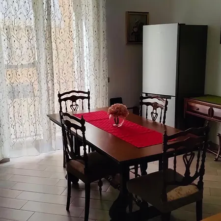 'a Vucchella 3* Nápoly