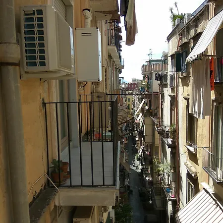 'a Vucchella Naples