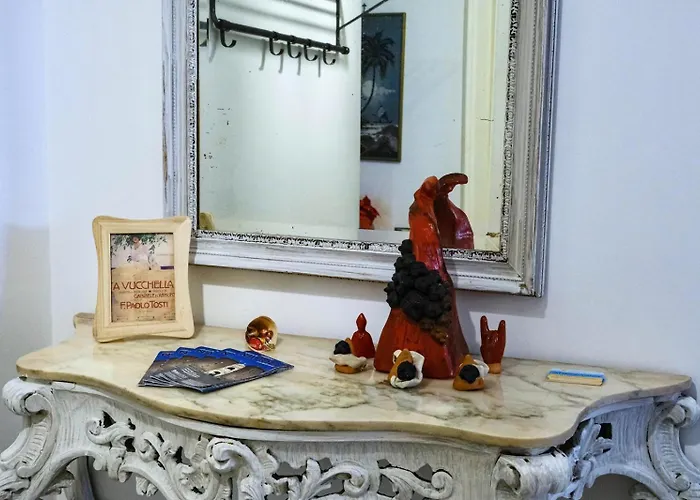 'a Vucchella 나폴리