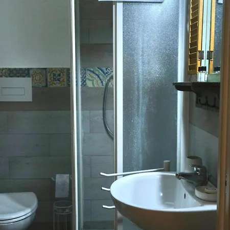 'a Vucchella نابولي